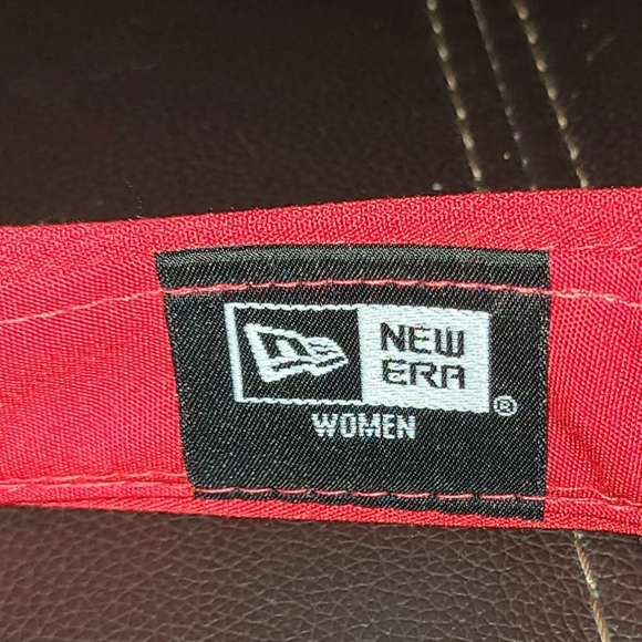 New Era Los Angeles Angels Visor Adjustable Cap Red.Brand new - Picture 2 of 3
